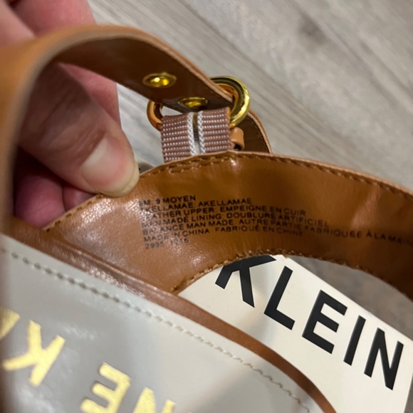 Blue/tan strap sandals - Picture 4 of 4